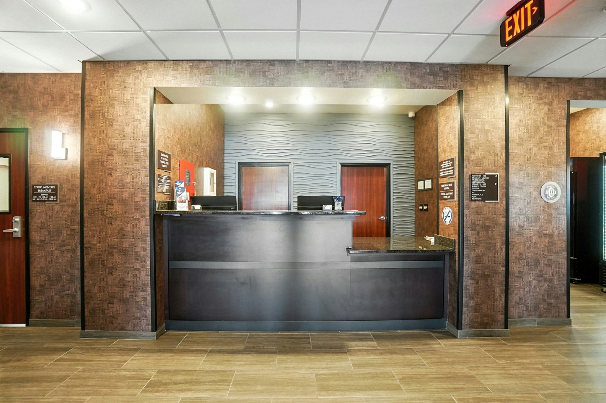 Cobblestone Hotel & Suites-Bellefontaine 2/50