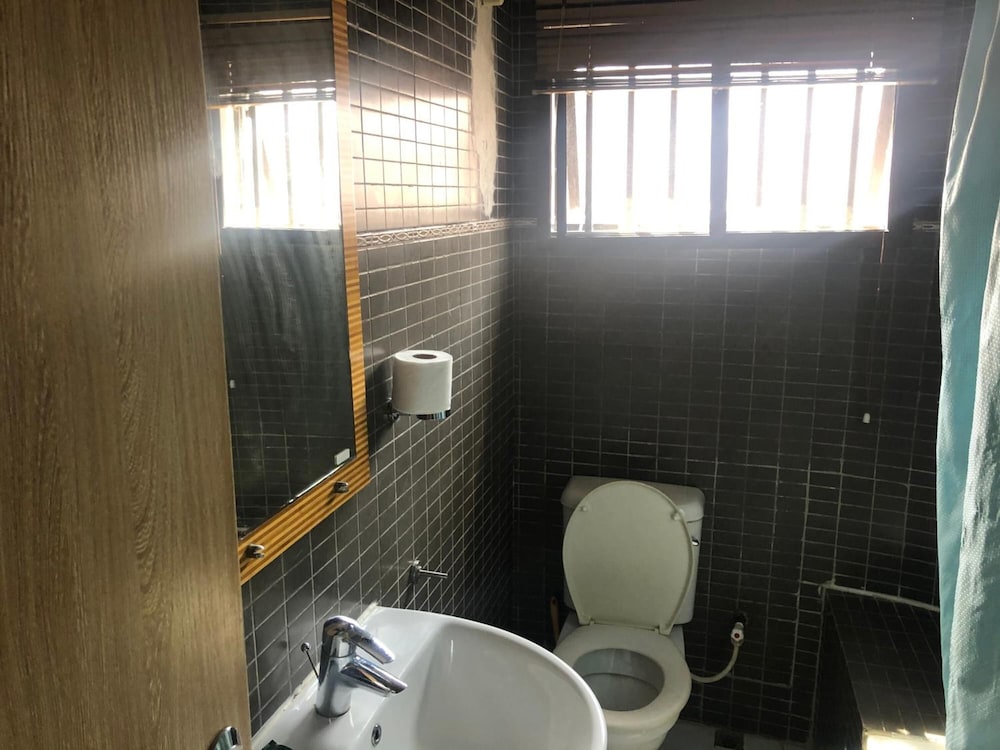 Solitude Hotel Yaba 43/50
