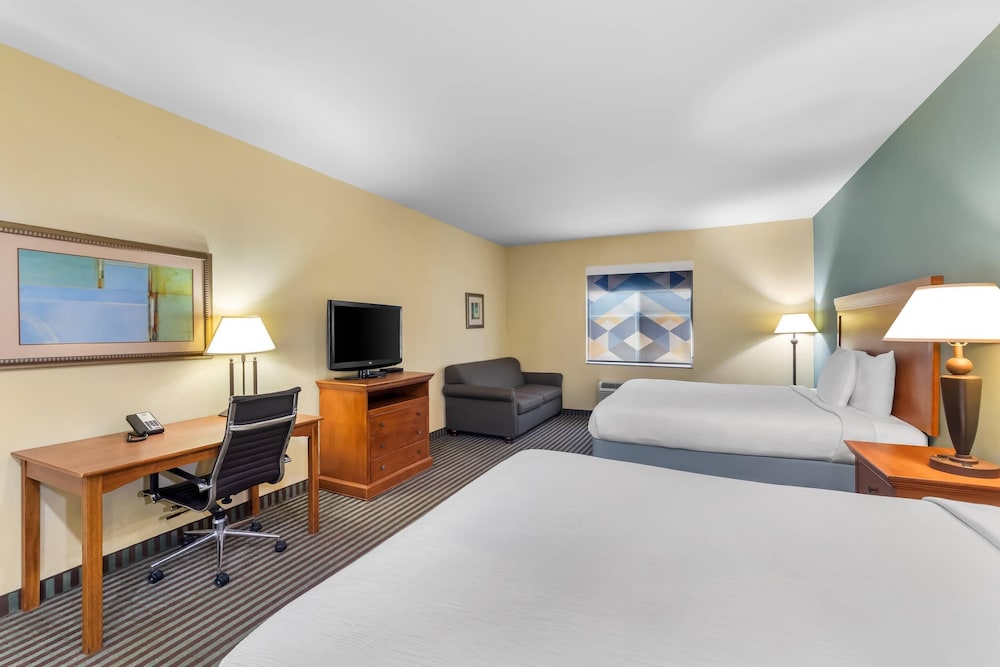 Quality Inn & Suites - Marlin 27/56