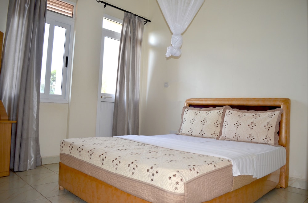 Hotel Top Five 23/52