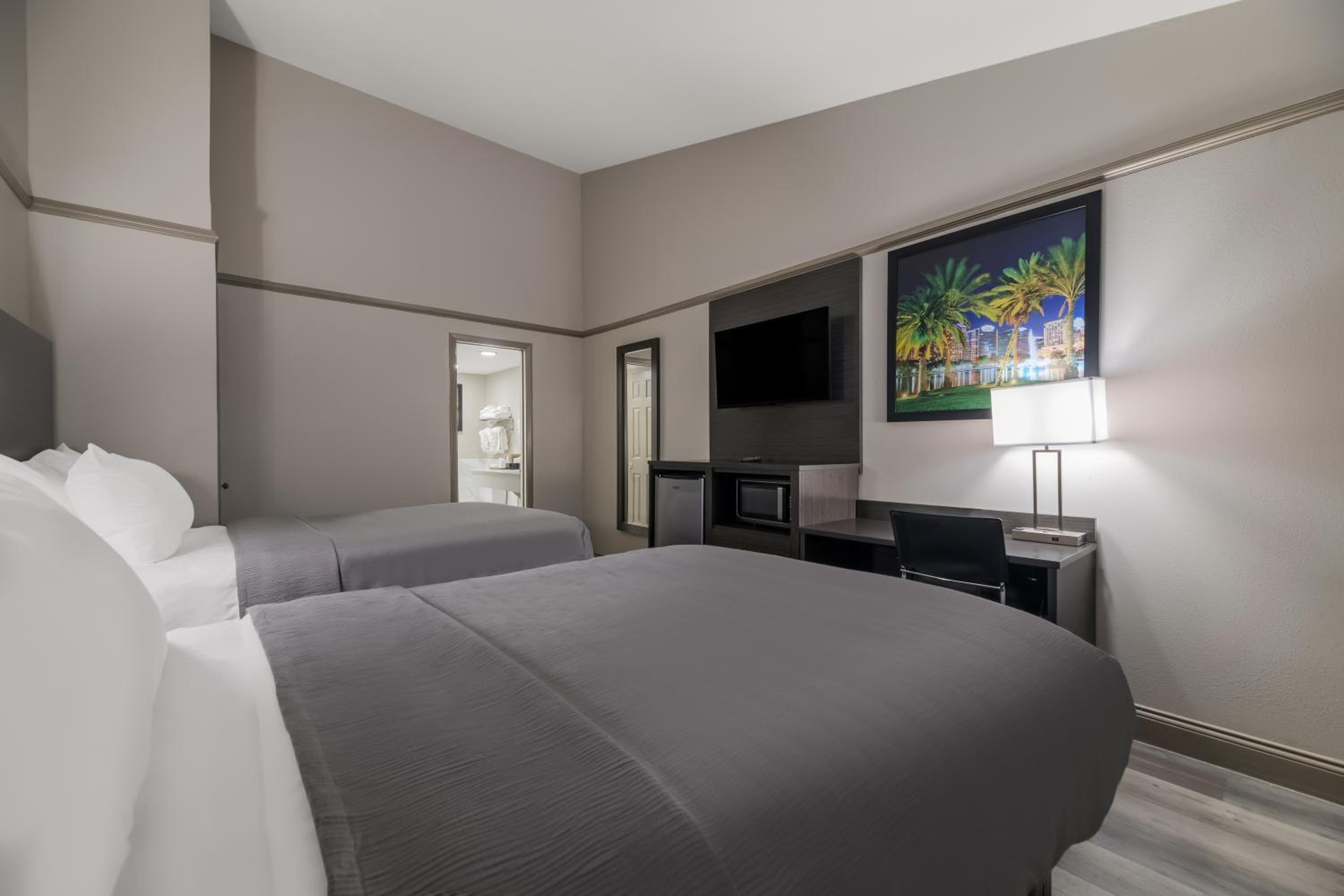 غرفة رباعية للمدخنين، Quality Inn & Suites Altamonte Springs Orlando-North 4/10