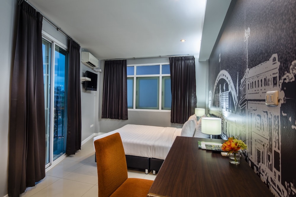 Athua Lamphong 48/78