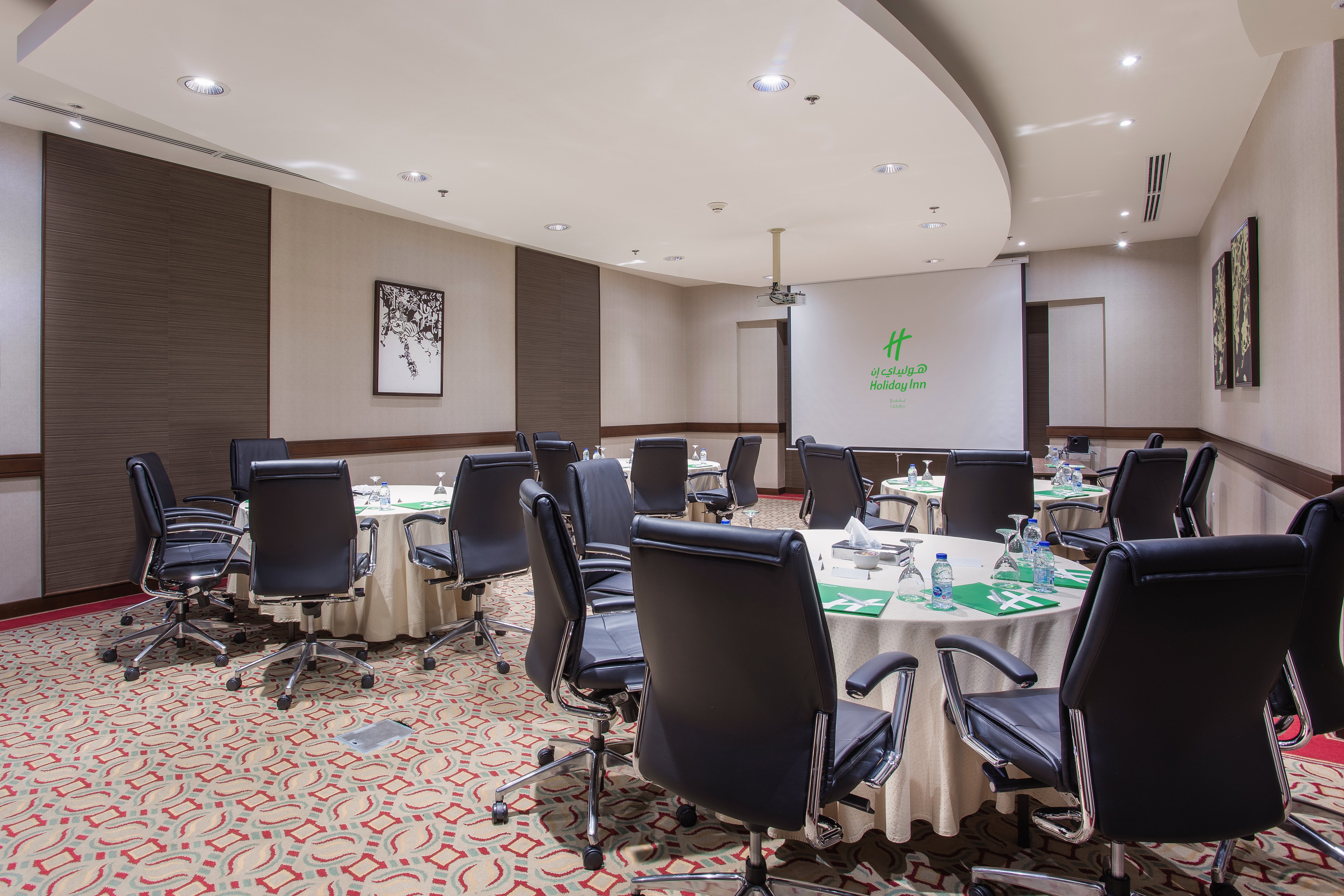 هوليداي إن ينبع(Holiday Inn Yanbu) 40/57