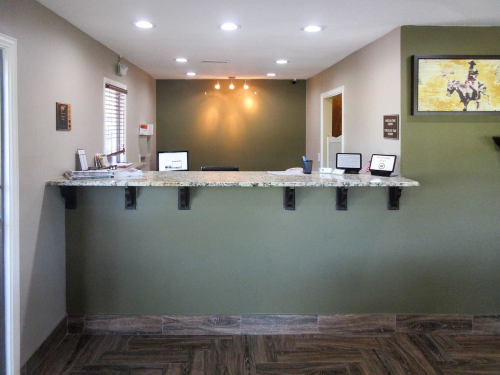 Quality Inn Glenpool - Tulsa 12/42