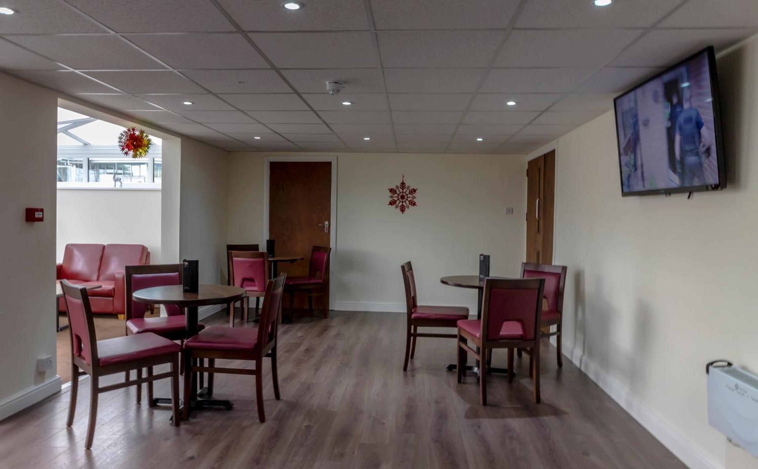 Restover Lodge Doncaster 17/23