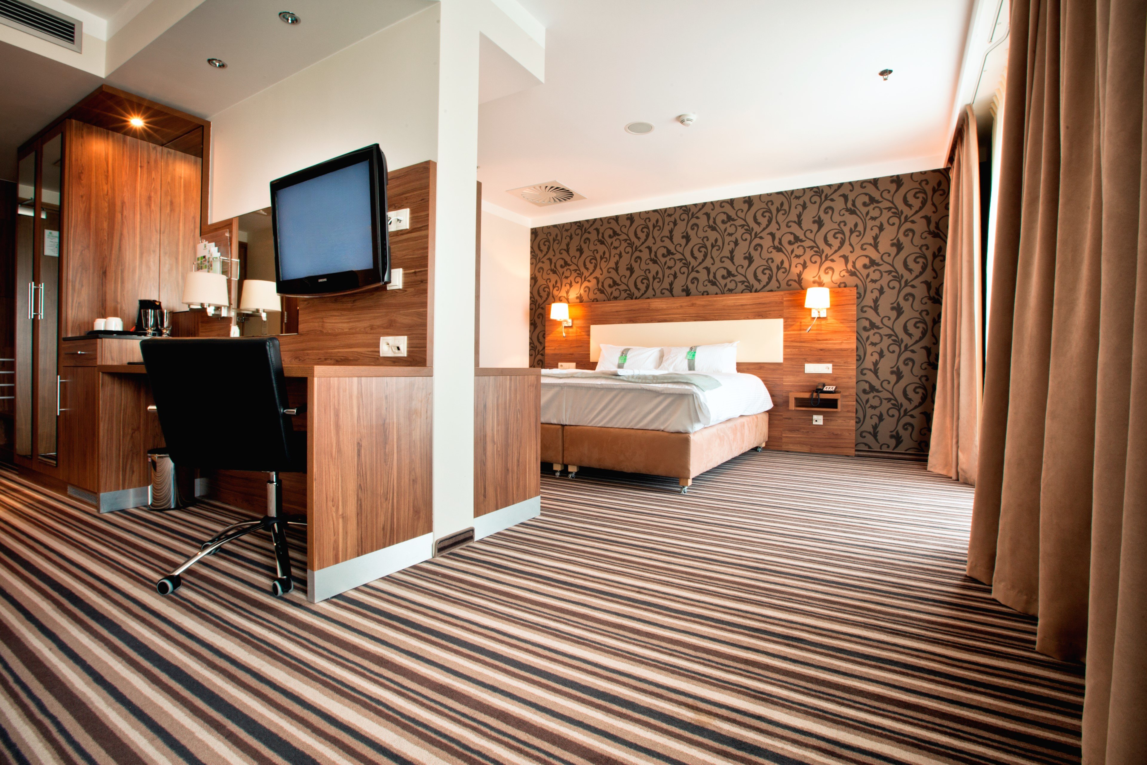 HOLIDAY INN LODZ 16/50