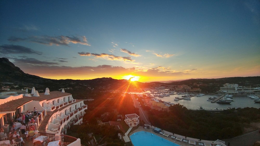 Hotel Luci Di La Muntagna 66/76