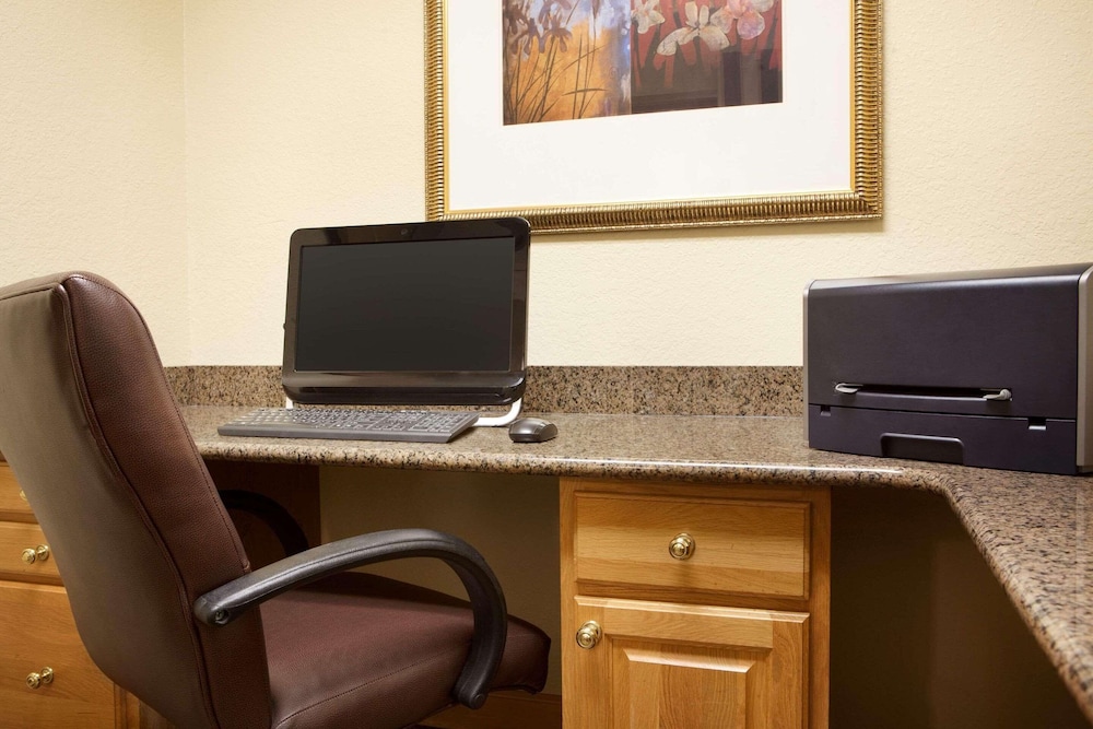 Country Inn Suites By Radisson Lexington Va 55/57