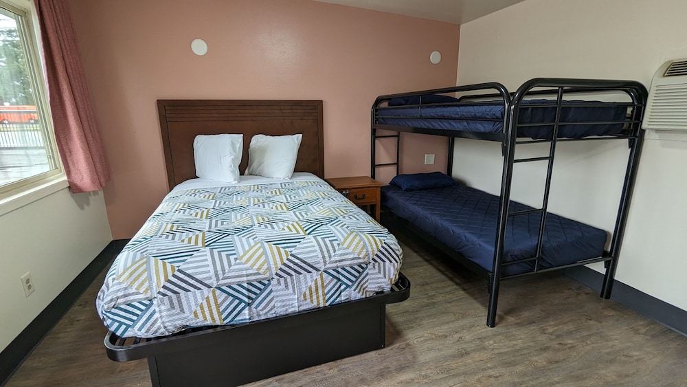 Portland Value Inn 8/25