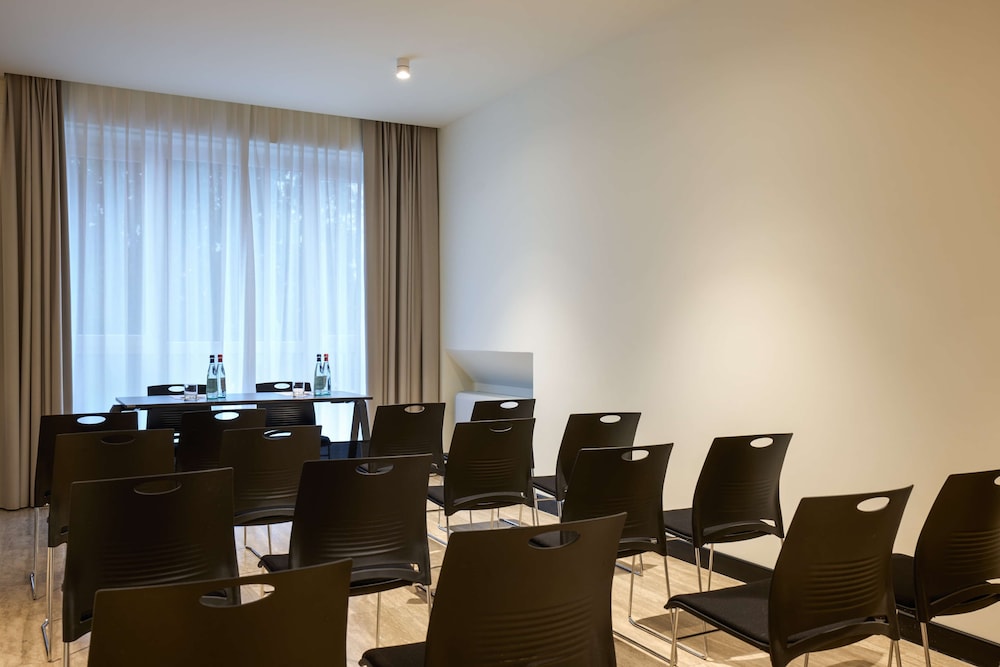 Radisson Hotel Ferrara 53/60
