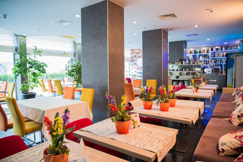 Hotel Aqua Varna 34/42