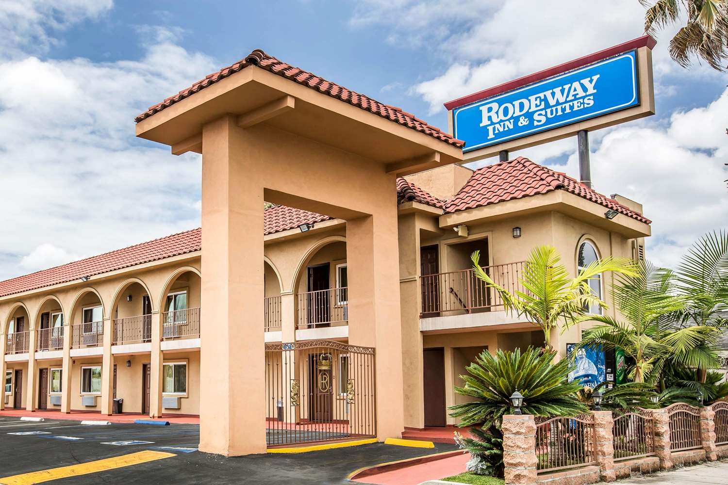 Rodeway Inn & Suites Bellflower 2/33