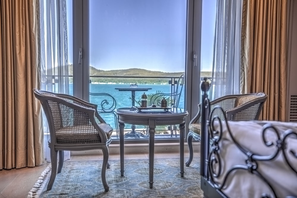 Mfb My Finest Bosphorus Hotel Tarabya 46/60