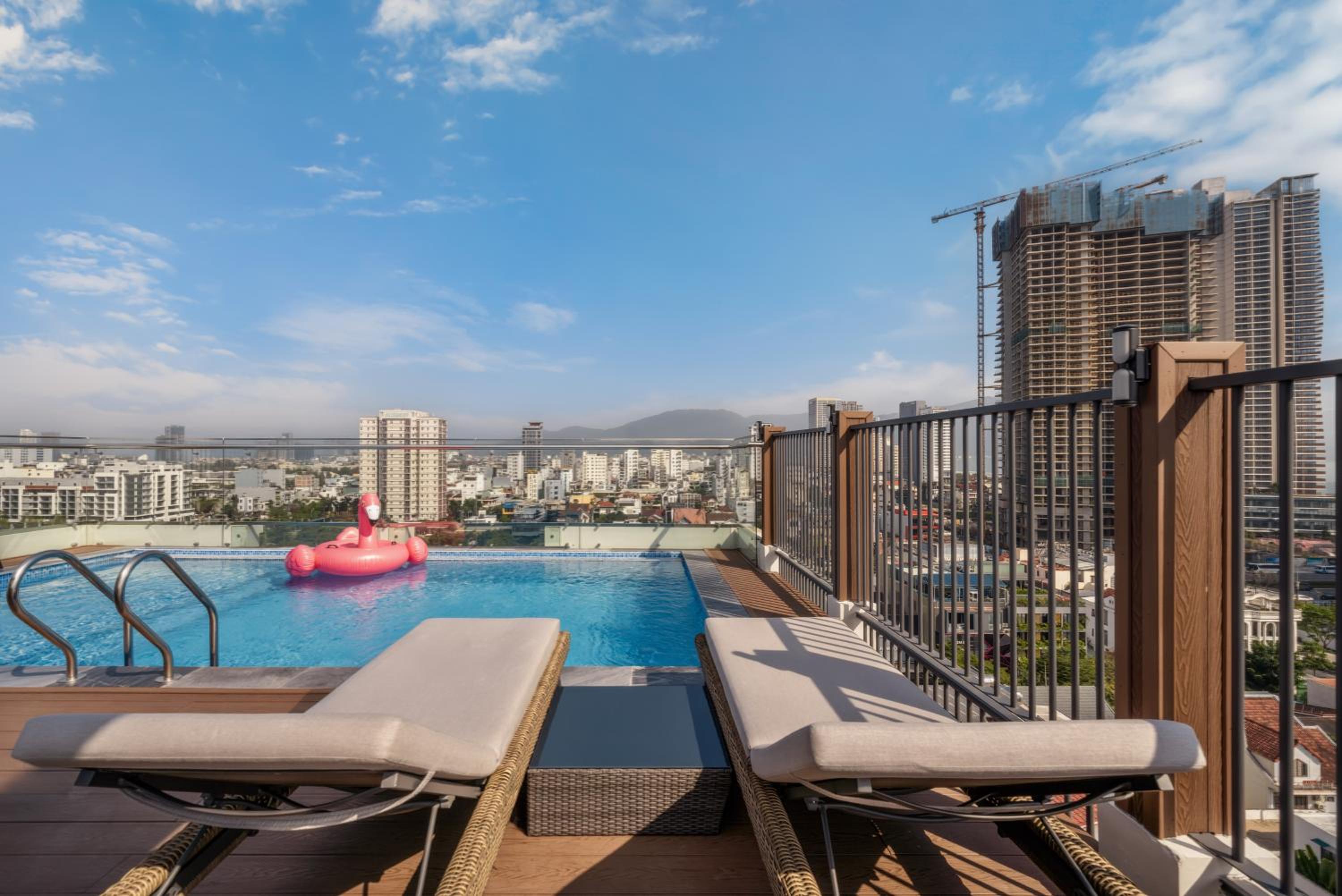Amber Bay Hotel & Suites Da Nang 18/24