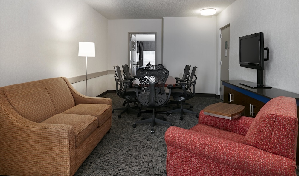 Hilton Garden Inn Charlotte - Uptown 34/58