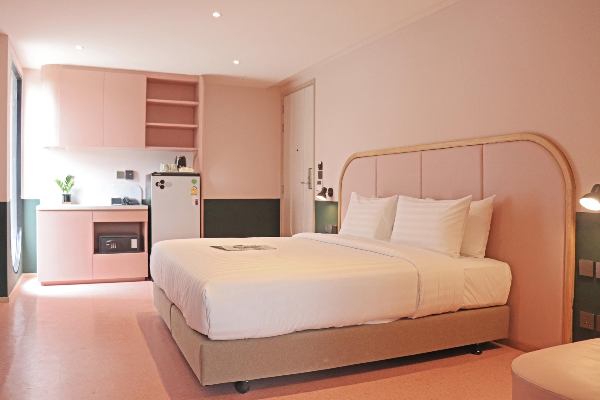 2 Bedrooms, Suite