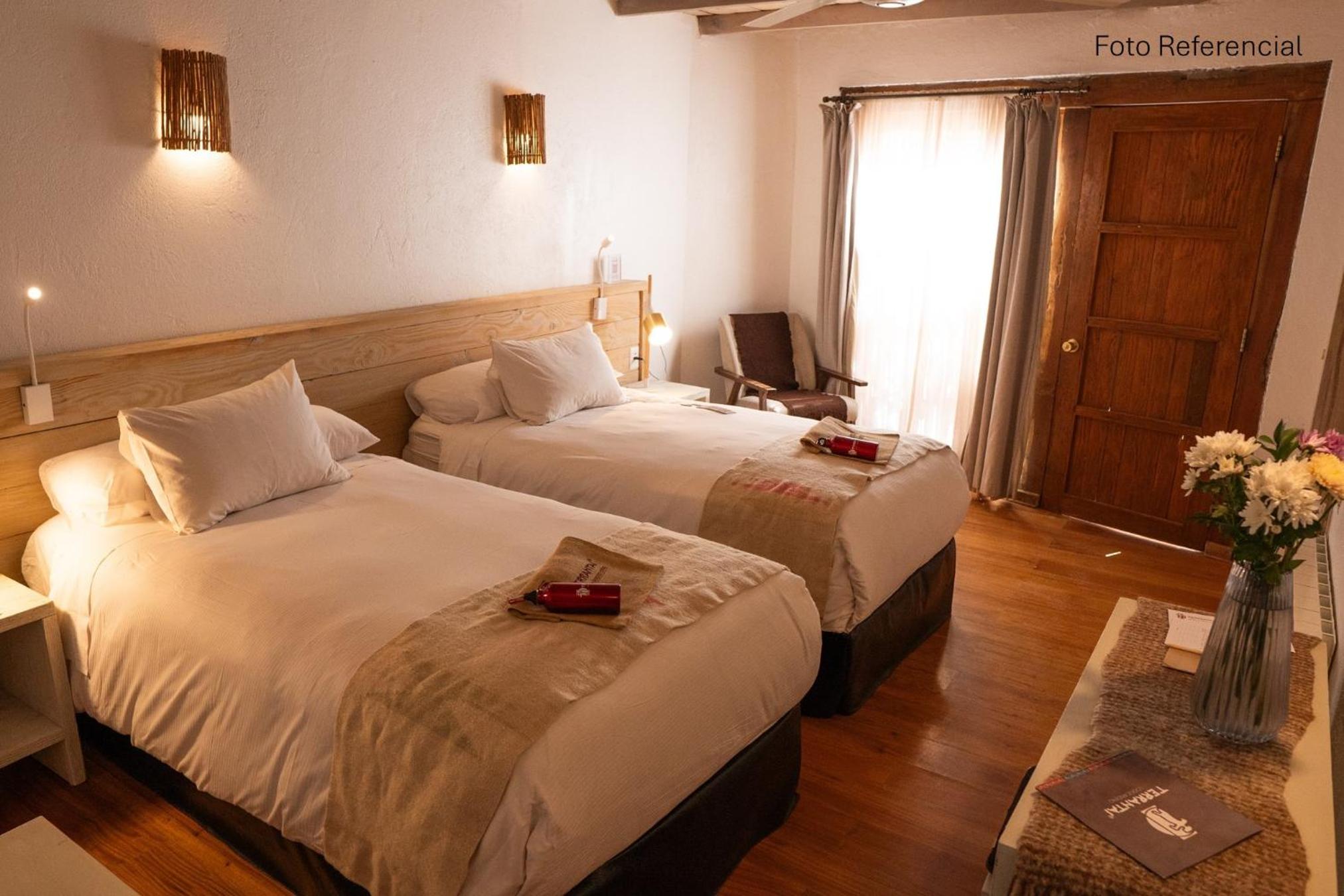 Deluxe, Double or Twin Bed, Pool Access