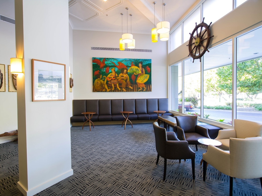 Pacific Hotel Cairns 47/72