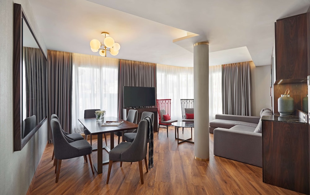 Hyatt Centric Gran Via Madrid 62/72