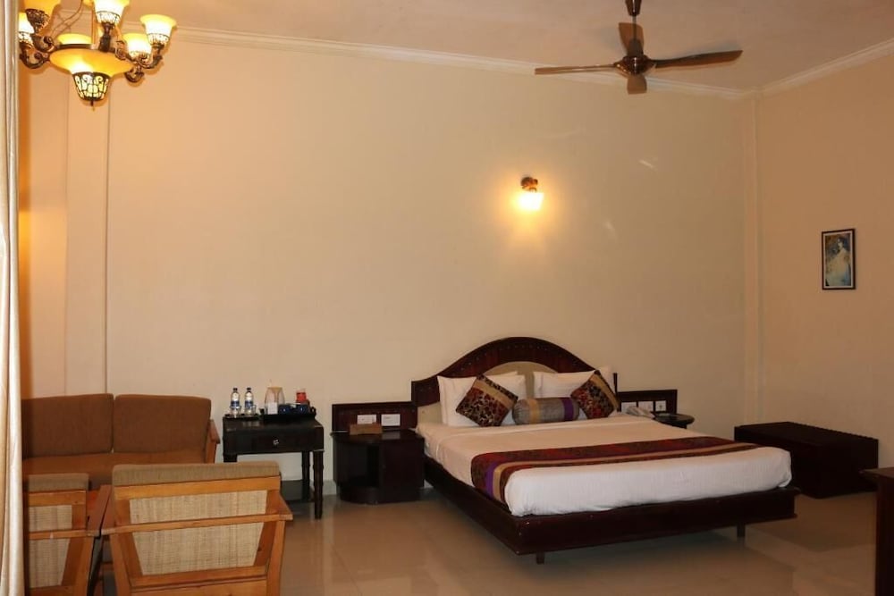BLUE GINGER WAYANAD RESORTS 11/50