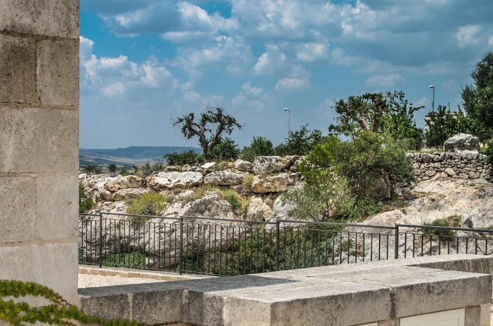 Masseria Santa Lucia 37/43