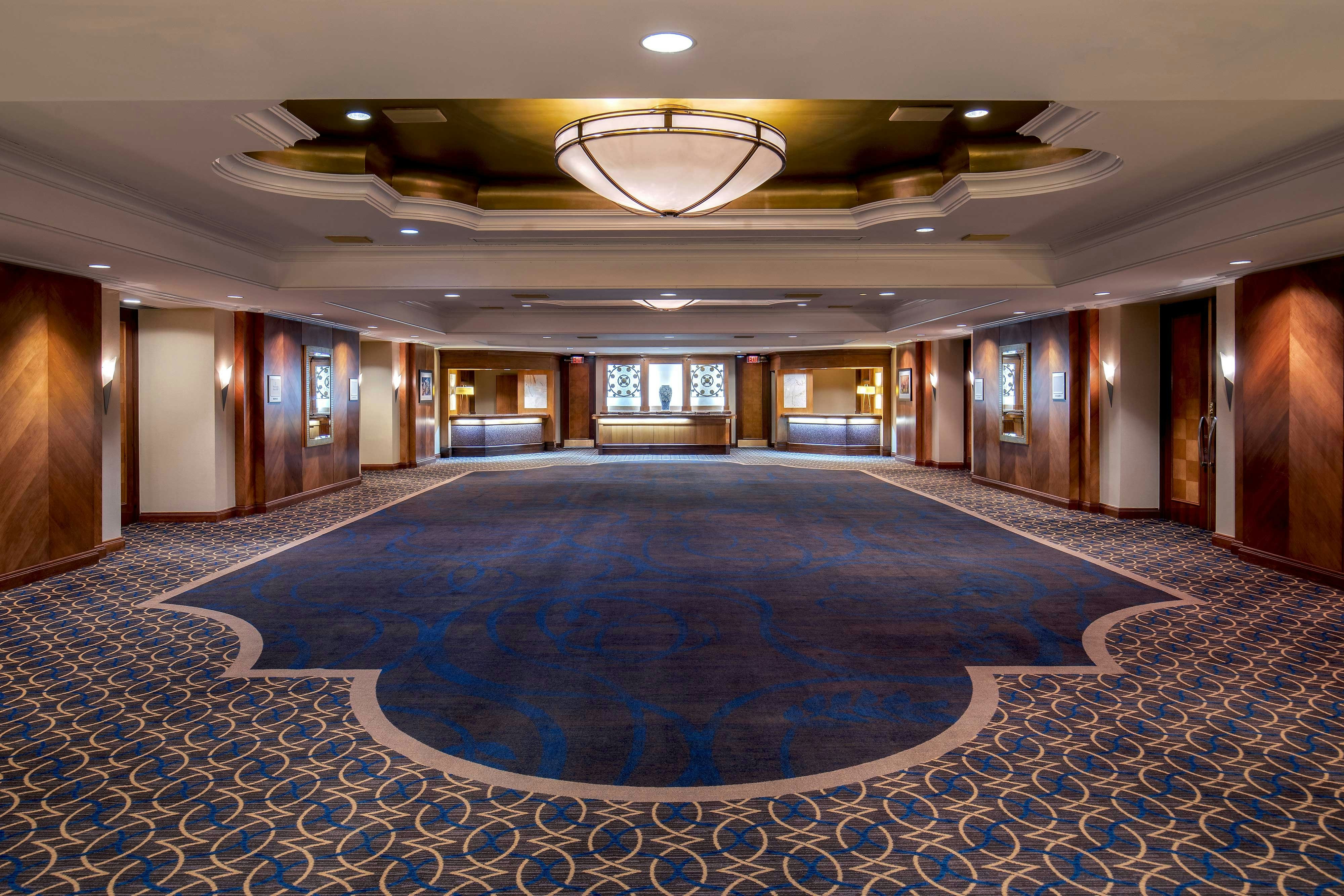 Sheraton Pentagon City Hotel 11/47