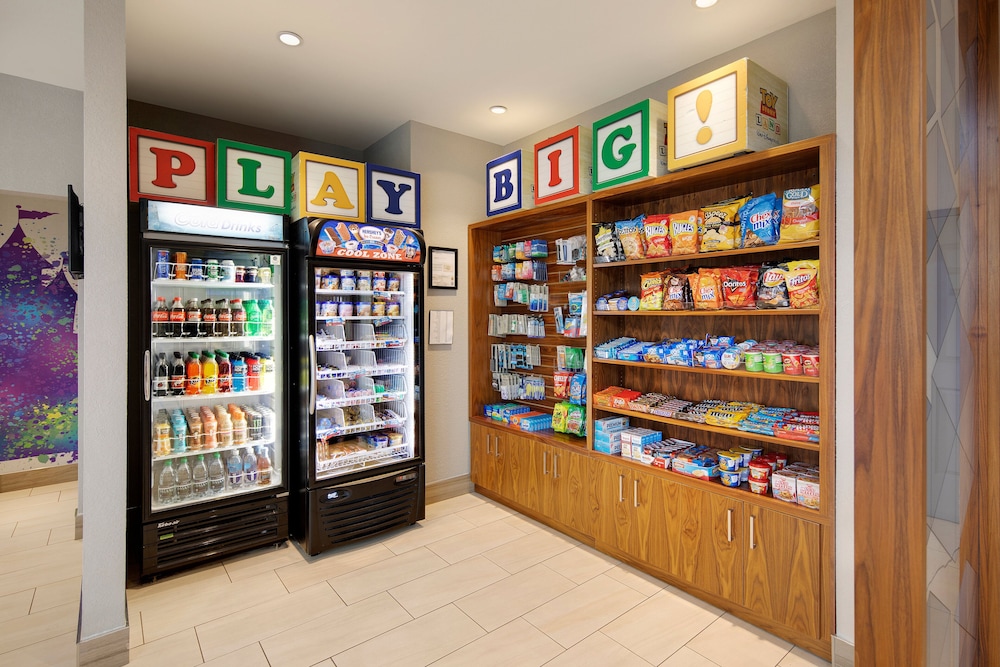 Holiday Inn Express & Suites S Lake Buena Vista, an IHG Hotel 53/66