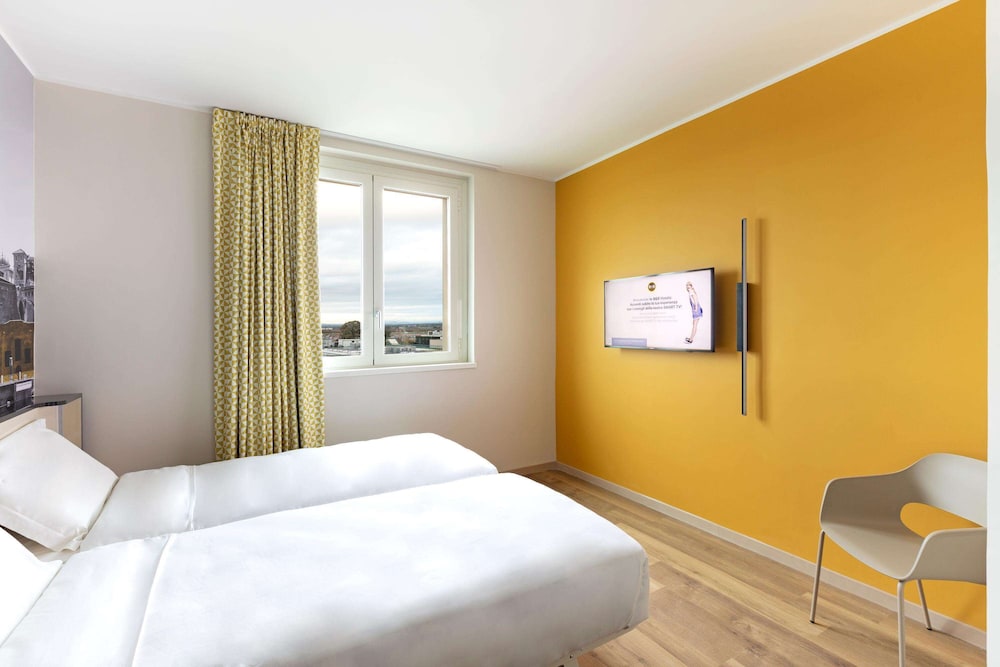غرفة قياسية بسريرين منفصلين، B&B Hotel Roma Fiumicino Aeroporto Fiera 1 5/10