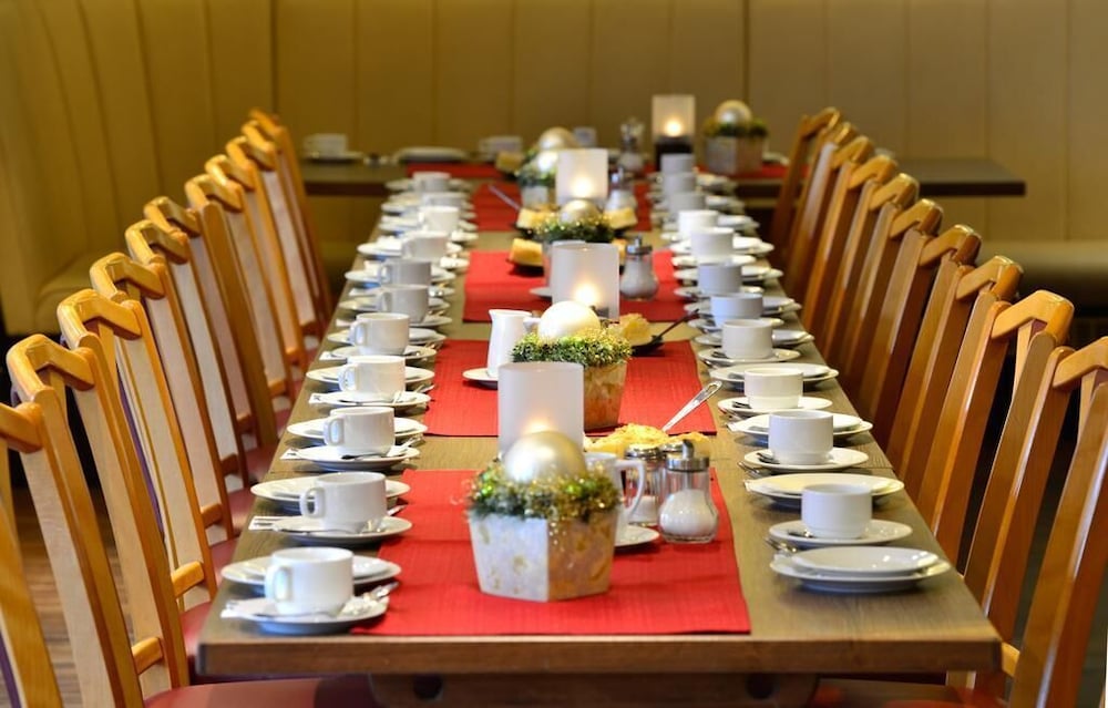Hotel Hansen 28/41