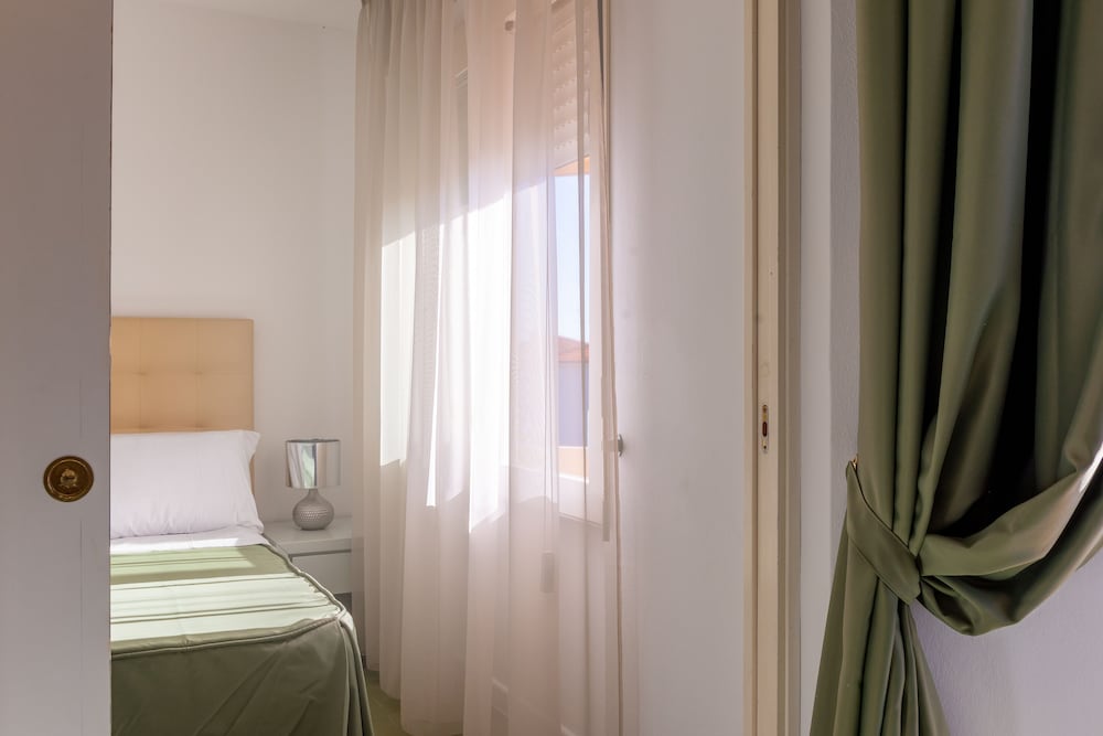 Tirreno Residence 9/29