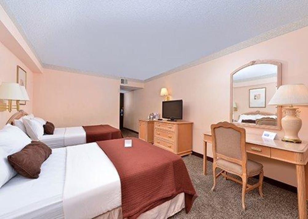 Quality Inn Alamosa 13/31