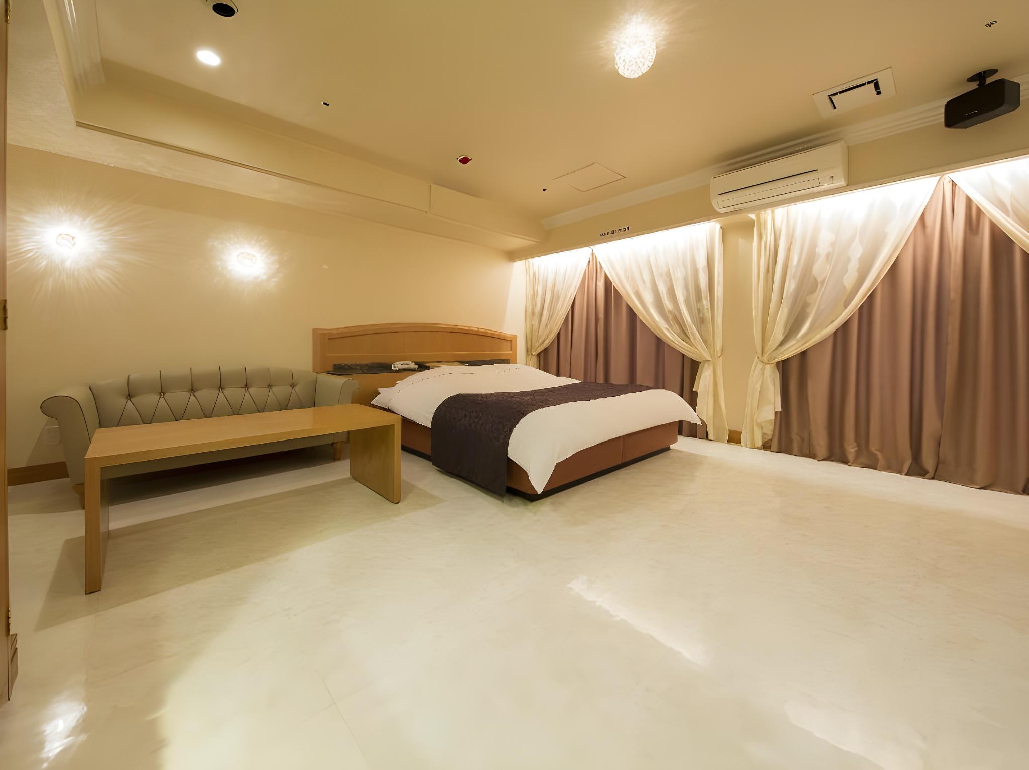 Standard, Double Bed