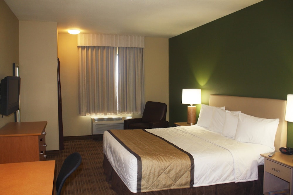 Extended Stay America San Rafael - Francisco Boulevard East 12/57