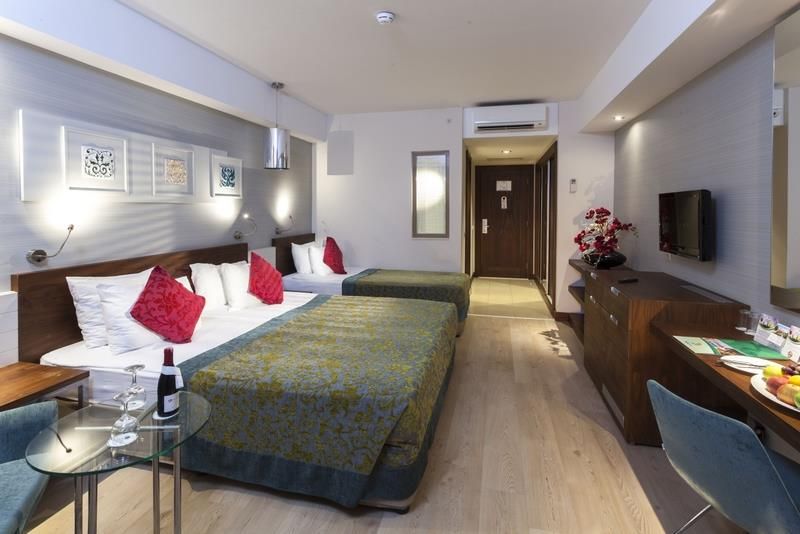 Room at Seher Sun Palace Resort and Spa, EVRENSEKI