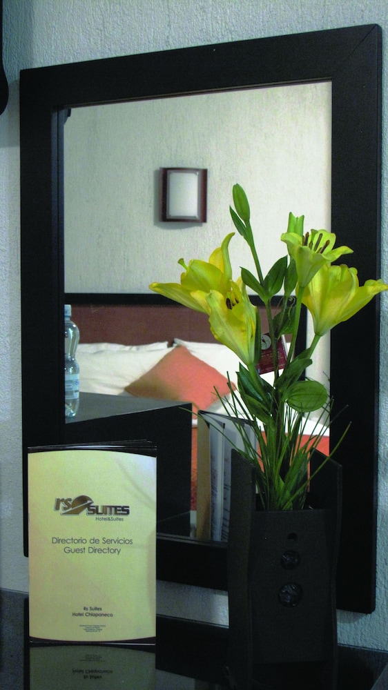 RS Suites Hotel 7/47