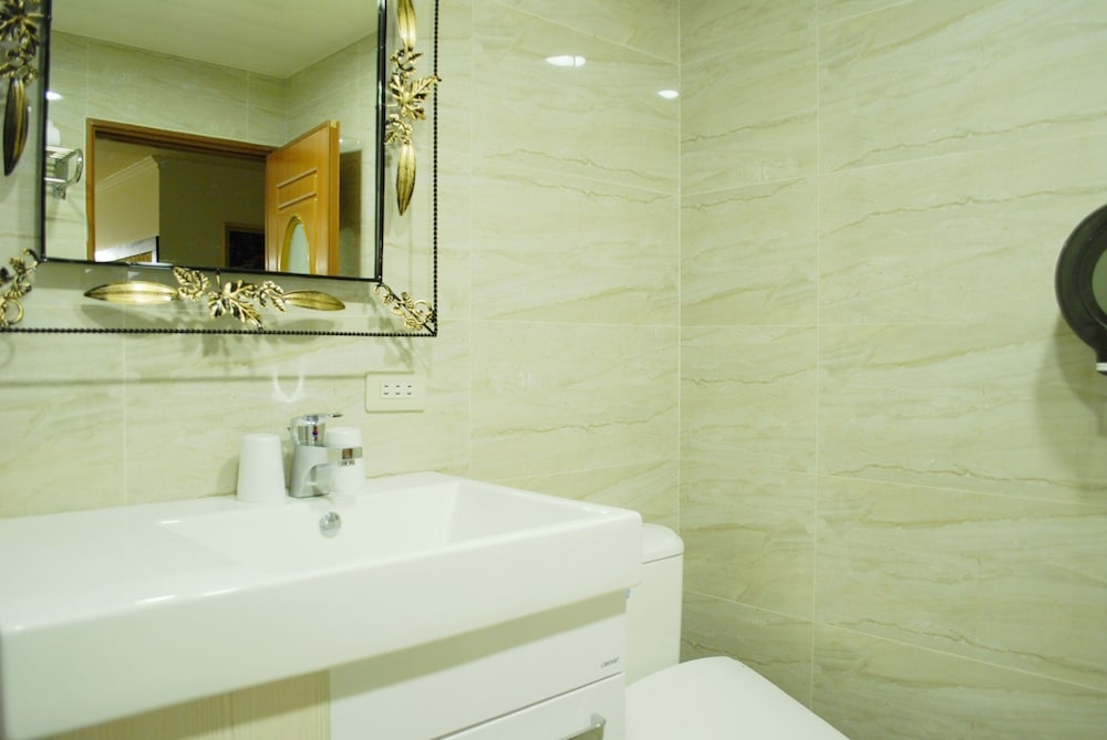Ying Zhen Hotel 44/44