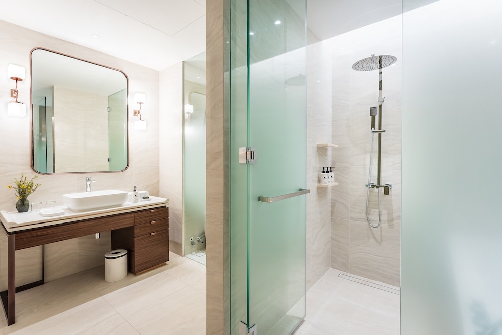 SILQ Hotel & Residence 49/50