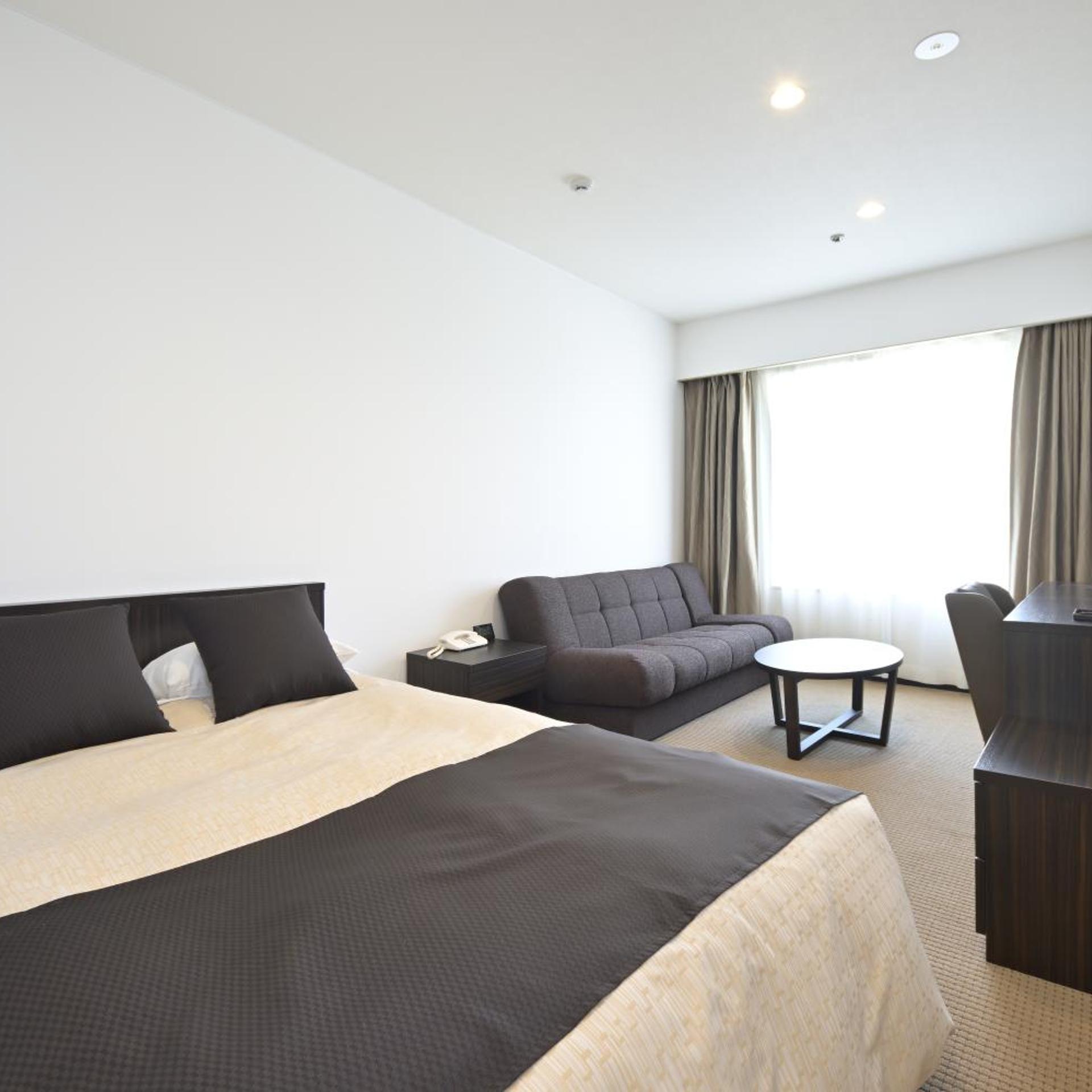 Moderate, Double Bed