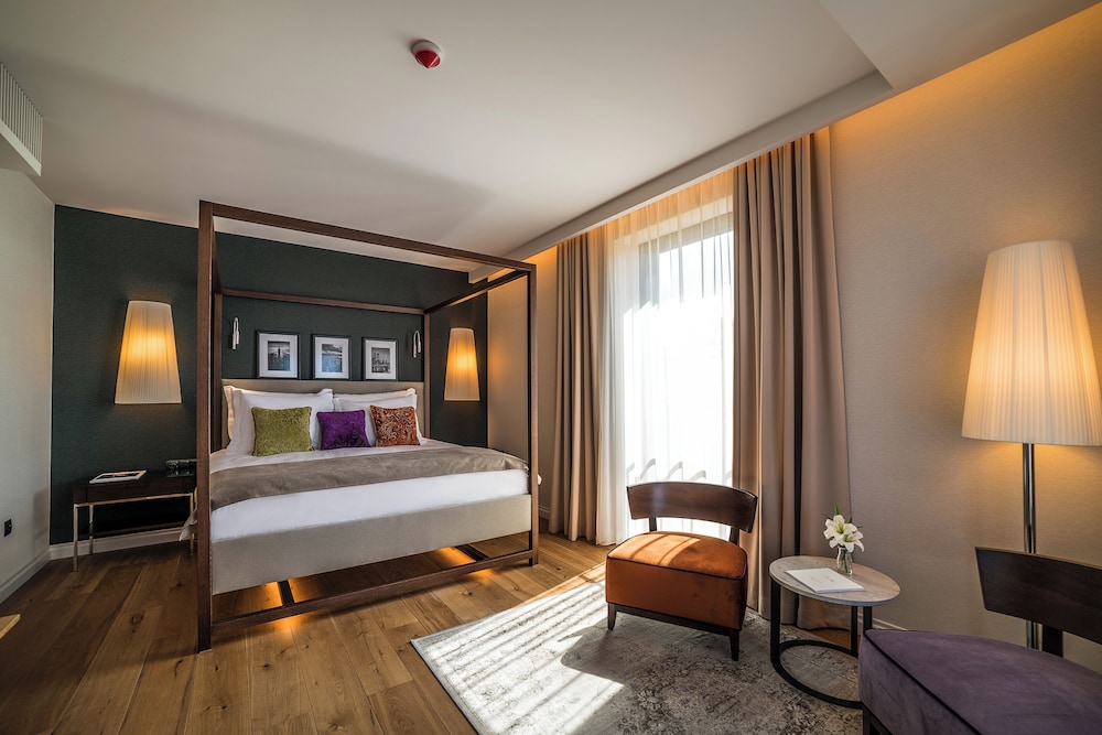 غرفة بريميوم بسرير كينج، B&B Hotel Rzeszow Centrum 5/10