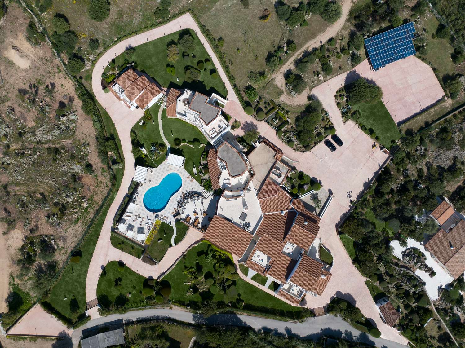 Sulia House Porto Rotondo, Curio Collection by Hilton 92/99