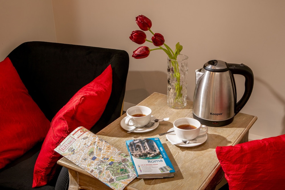 Avignonesi Suites 38/47