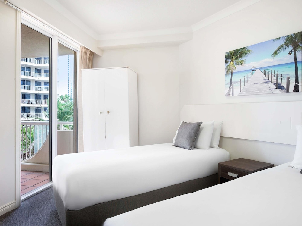 BreakFree Moroccan Surfers Paradise 28/70
