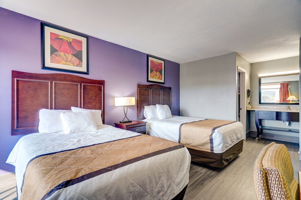 BUDGET INN ELLIJAY 13/37