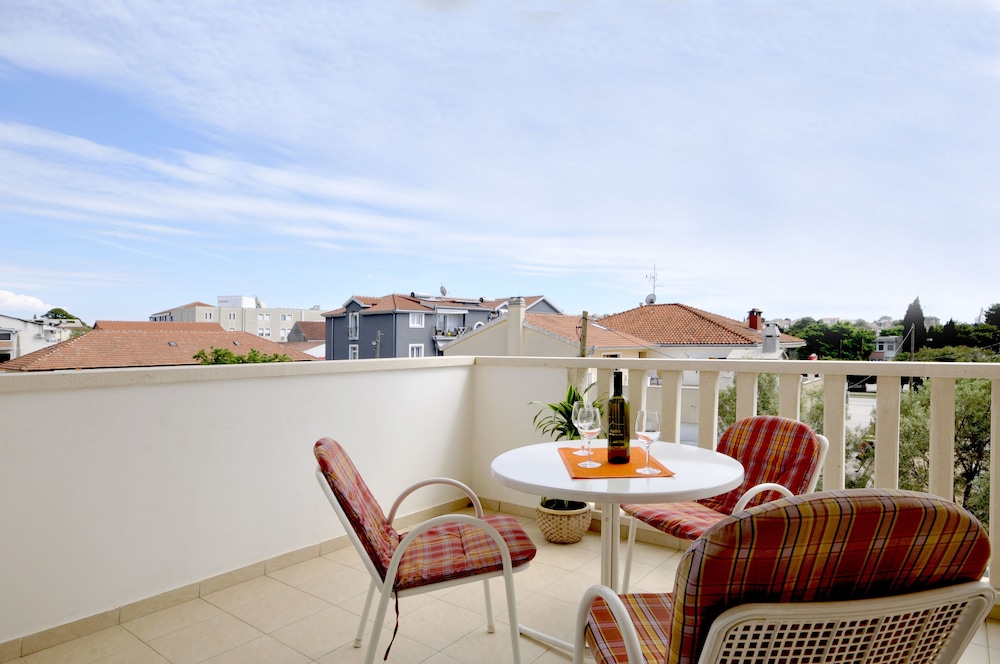 Apartmani Trogir 4/50