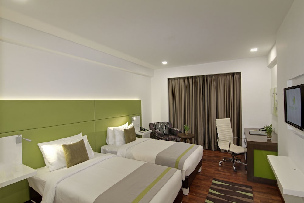Lemon Tree Hotel Banjara Hills 12/30
