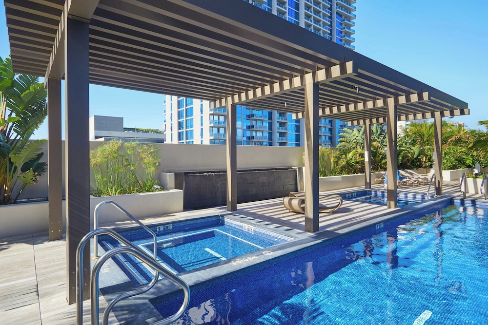Renaissance Residences Oahu Honolulu 23/50