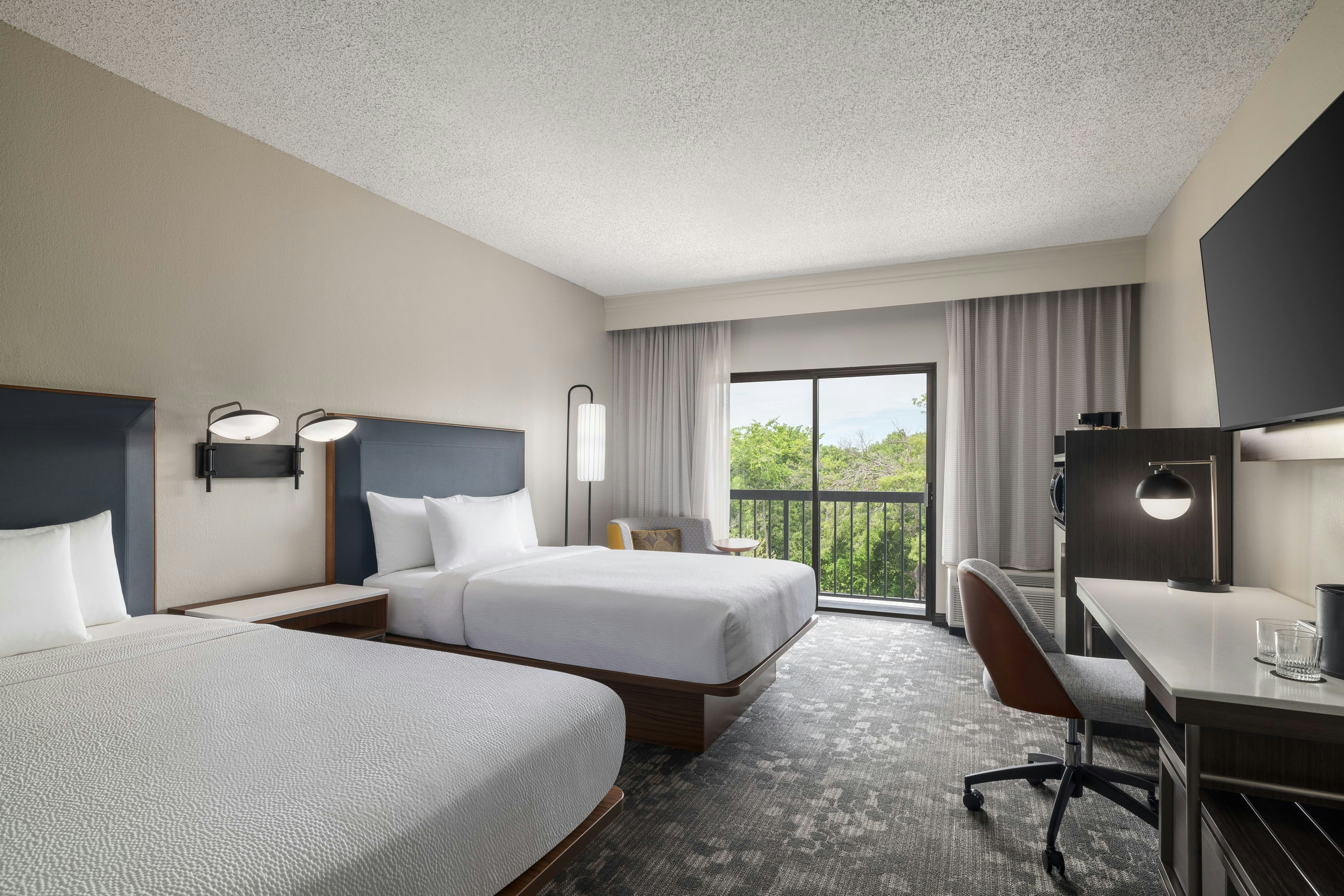 Courtyard Dallas-Fort Worth/Bedford 7/34