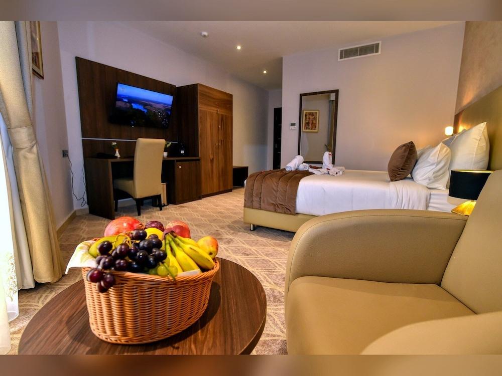 Hotel MF 13/21