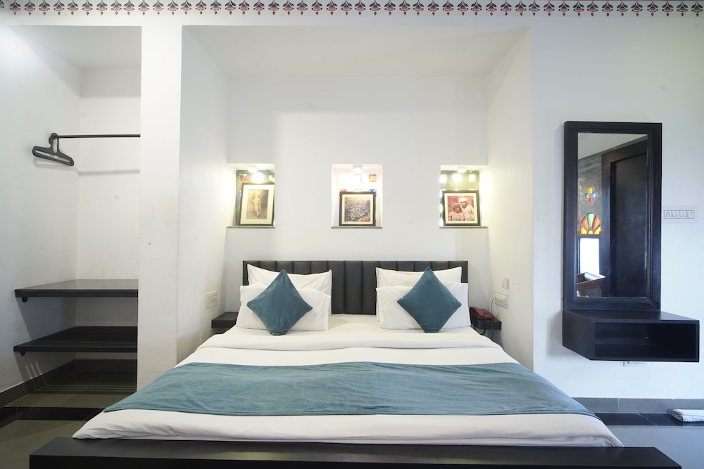Banjara Hostels 12/50