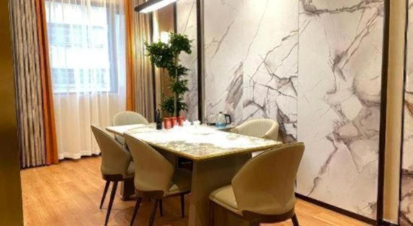 Chaozhou Hotel 34/49